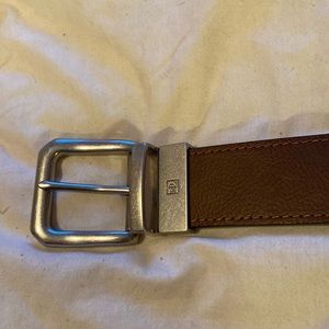 Ralph Lauren mens reversible belt. 32”. Warm brown & black. Metal buckle.